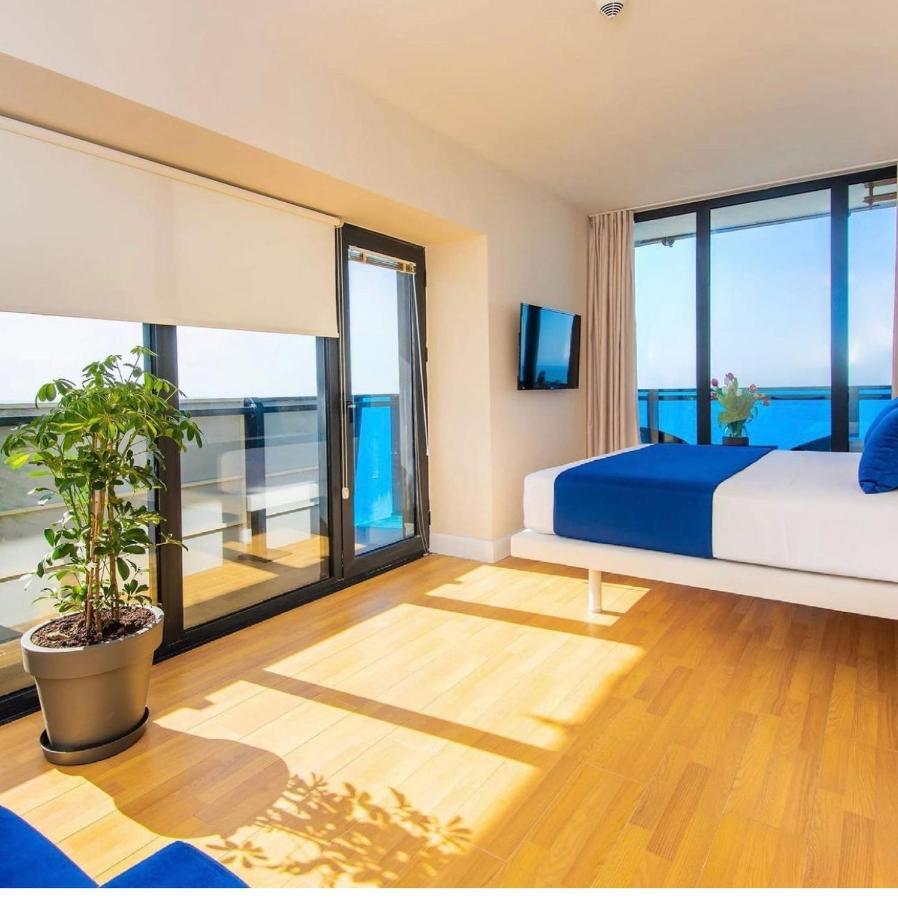 Aparthotel Orbi City Luxury Towers Batumi Exteriér fotografie