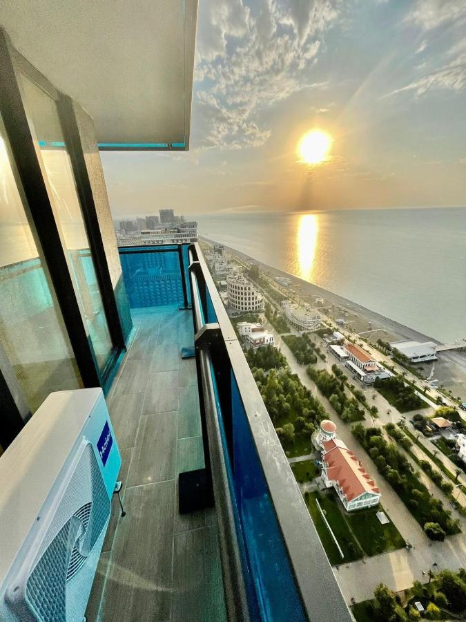 Aparthotel Orbi City Luxury Towers Batumi Exteriér fotografie