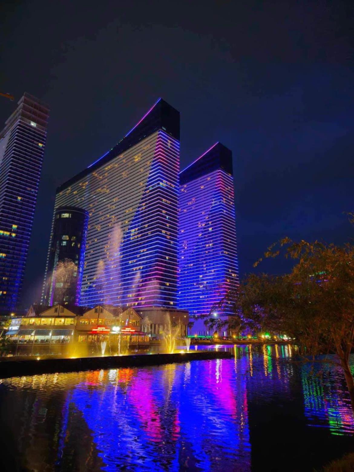 Aparthotel Orbi City Luxury Towers Batumi Exteriér fotografie
