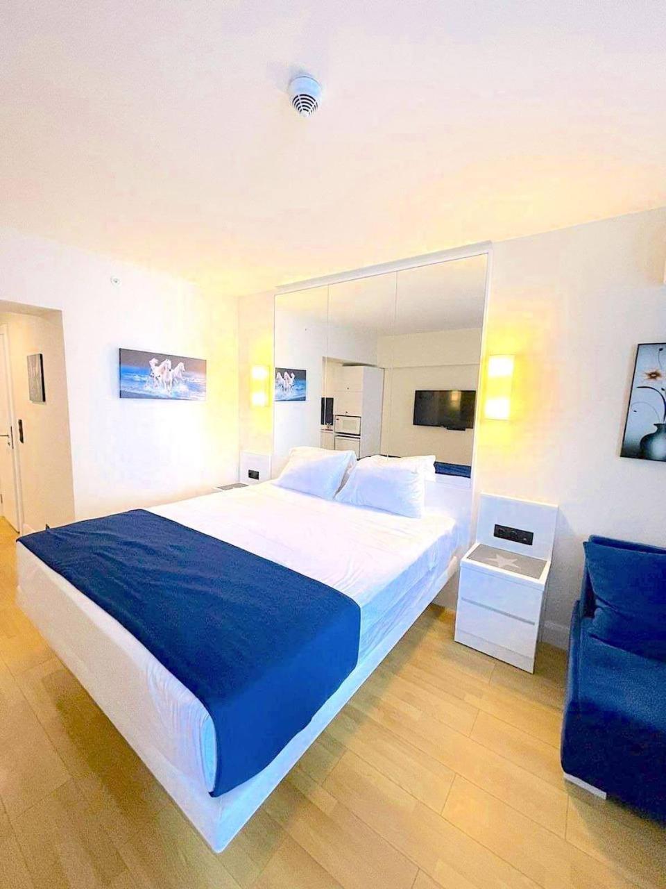 Aparthotel Orbi City Luxury Towers Batumi Exteriér fotografie